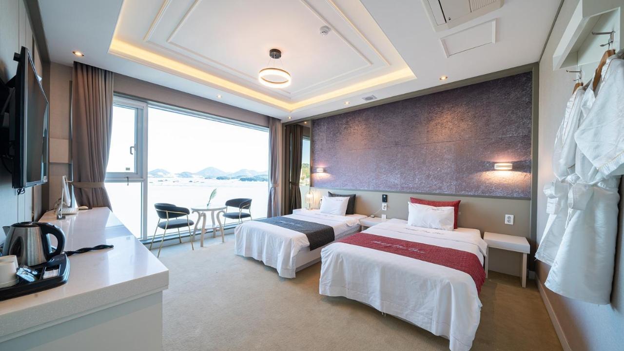 Hotel The One Yeosu Ngoại thất bức ảnh