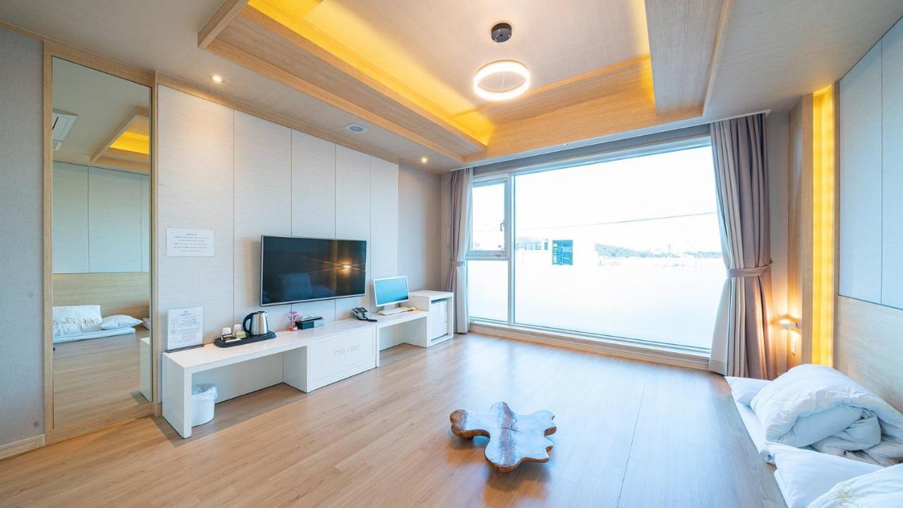 Hotel The One Yeosu Ngoại thất bức ảnh